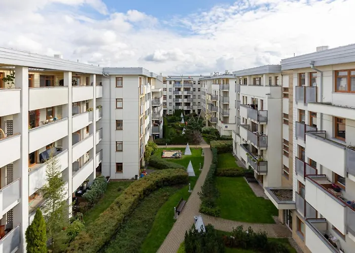 Spacious Pałac Jana Iii Wilanów By Renters *